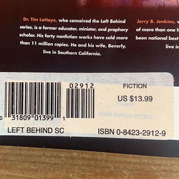 Book Left Behind Paperback Tim LaHaye & Jerry B. Jenkins - Picture 4 of 11